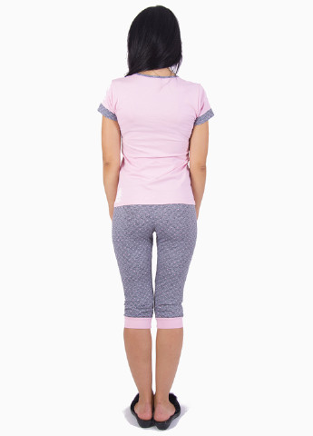 Светло-розовая всесезон пижама (футболка, бриджи) Barwa Garments