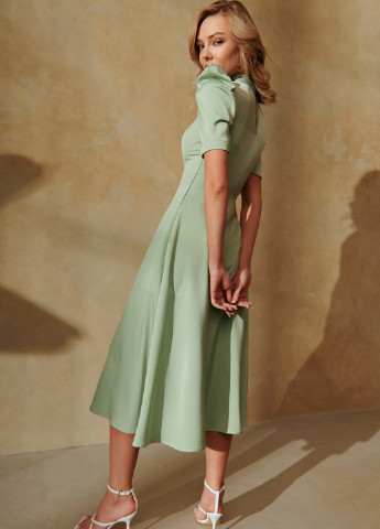 Мятное кэжуал атласное платье ментолового оттенка Gepur однотонное