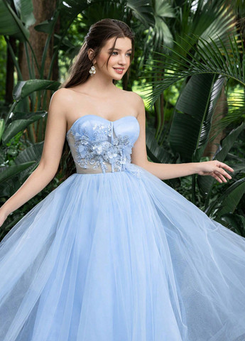 Голубое вечернее платье с пышной юбкой, с открытыми плечами, с открытой спиной SHEIN однотонное