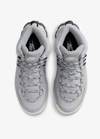 Осенние ботинки Nike с логотипом тканевые, из натуральной замши