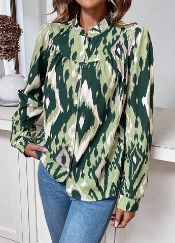 Зеленая кэжуал рубашка с абстрактным узором SHEIN
