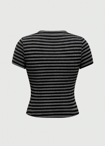 Футболка SHEIN - (367017983)