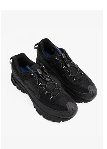 Черные демисезонные кроссовки fv2295-002 Nike ZOOM VOMERO ROAM