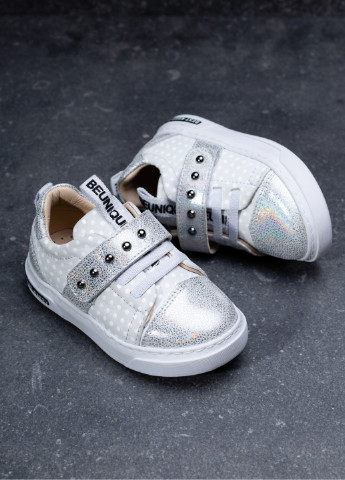 Серебряные демисезонные кроссовки для девочки Tutubi