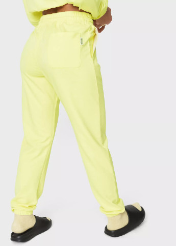 Желтые спортивные демисезонные брюки Missguided