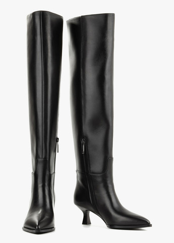 Черные осенние ботфорты Le'BERDES