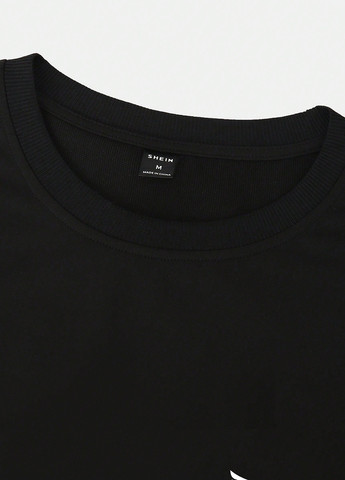 Чорна футболка SHEIN