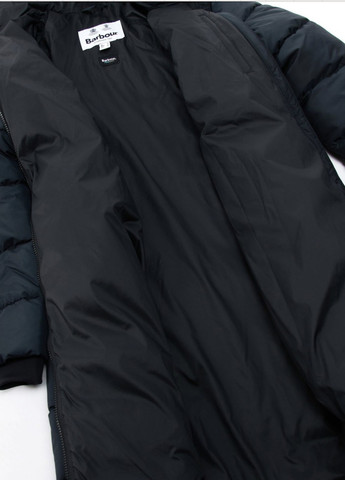 Черная зимняя куртка Barbour