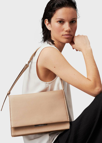 Сумка Calvin Klein (366302629)