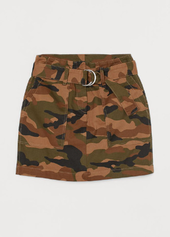 Оливковая (хаки) спортивная камуфляжная юбка H&M