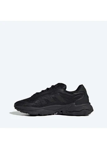 Черные демисезонные кроссовки adidas