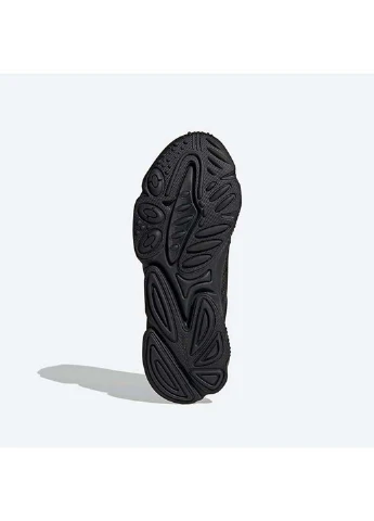 Черные демисезонные кроссовки adidas