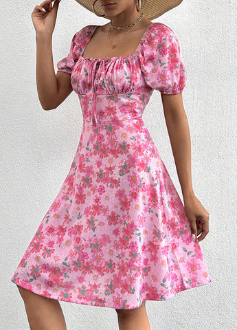 Рожева кежуал сукня в стилі армпір, кльош SHEIN з квітковим принтом