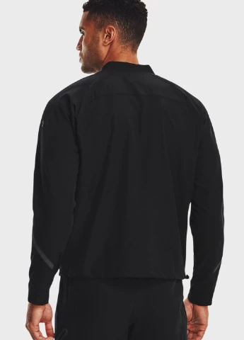 Чорна демісезонна вітровка Under Armour