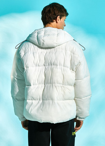 Белая зимняя куртка KOTON