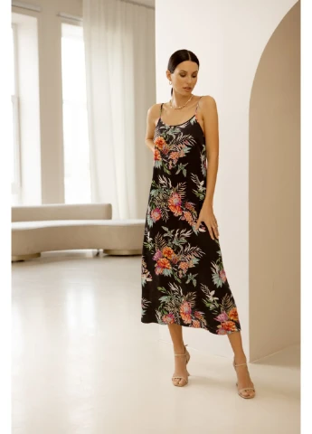 Изысканное и невесомое платье из вискозы черное PARADISE 3310 Kleo (256550078)