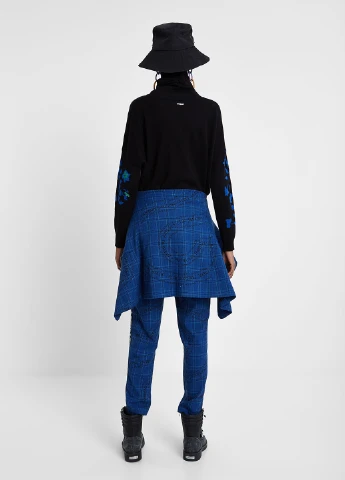 Чорний демісезонний светр Desigual