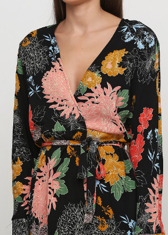 Черное кэжуал платье на запах Vila с цветочным принтом