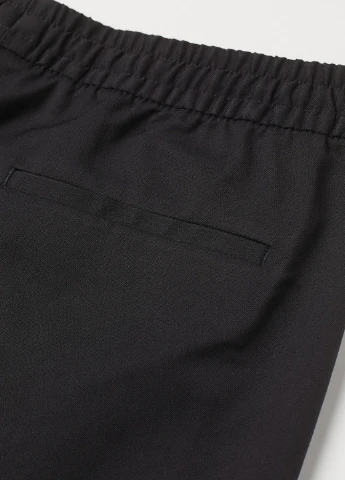 Черные демисезонные брюки H&M