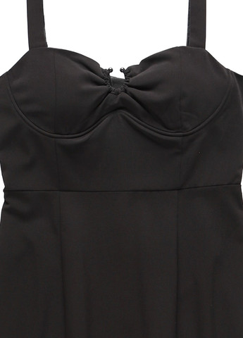 Чорна кежуал сукня футляр MINT&BERRY однотонна