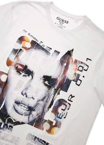 Белая футболка Guess