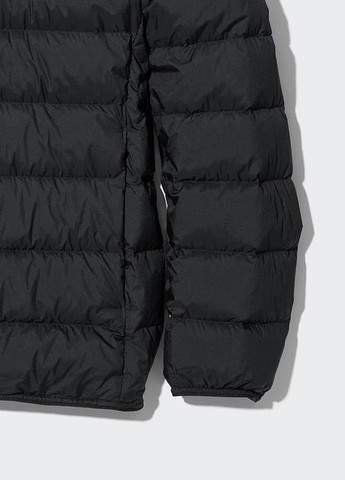 Черная демисезонная куртка Uniqlo