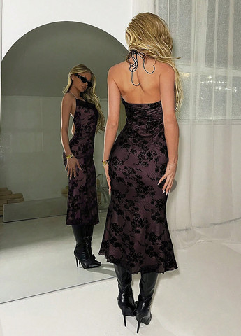 Чорна вечірня сукня з відкритою спиною SHEIN з квітковим принтом