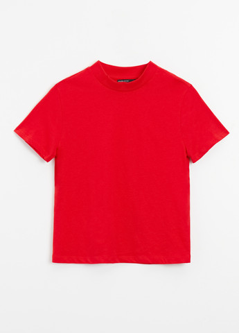 Красная летняя футболка House