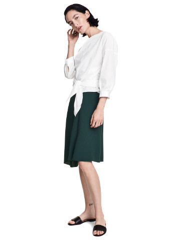 Зеленая кэжуал однотонная юбка H&M миди