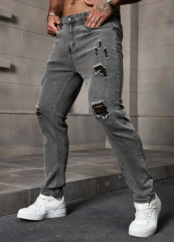 Серые демисезонные зауженные джинсы SHEIN