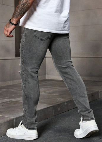 Серые демисезонные зауженные джинсы SHEIN