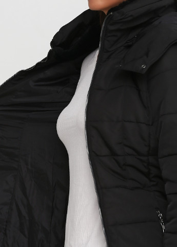 Чорна зимня куртка Camaieu