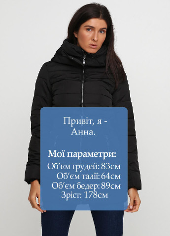 Черная зимняя куртка Camaieu