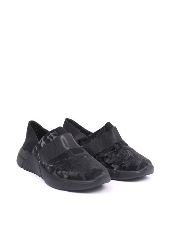 Черные демисезонные кроссовки Madam Salon