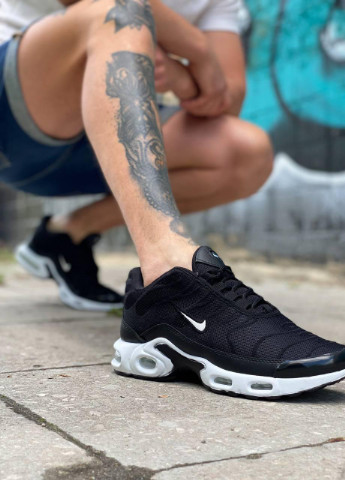 Nike tn taipan 2025