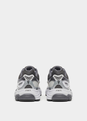 Сірі всесезонні кросівки Saucony