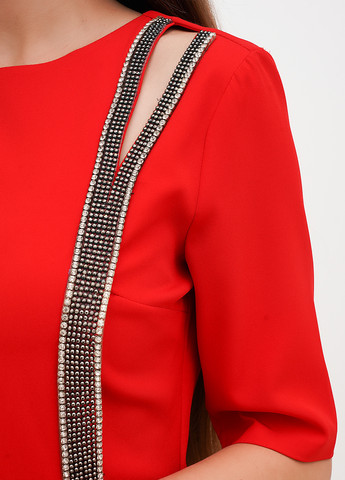 Красное вечернее, кэжуал платье футляр Vicolo однотонное