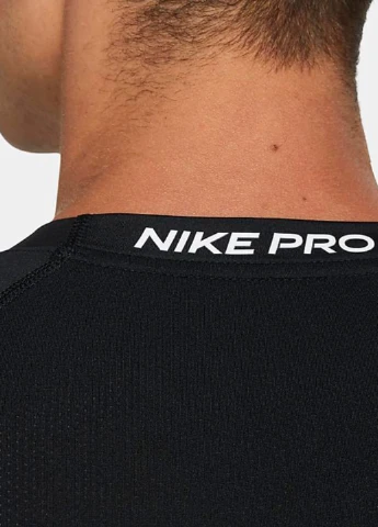Чорна футболка dd1992-010 Nike Pro Dri-FIT