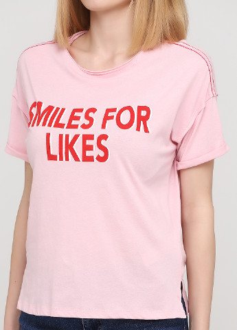 Розовая летняя футболка Lefties
