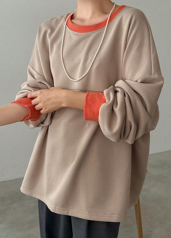 Бежевий світшот SHEIN однотонний без декору (340699850)