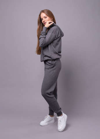 Серый демисезонный свитер Viviami