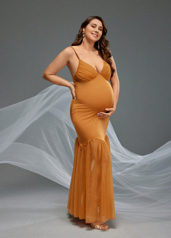 Светло-коричневое вечернее, праздничный платье для беременных с открытыми плечами SHEIN однотонное