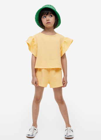 Желтый летний костюм (топ, шорты) H&M