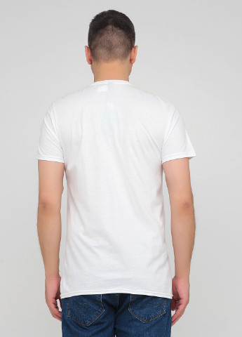 Белая футболка Hanes