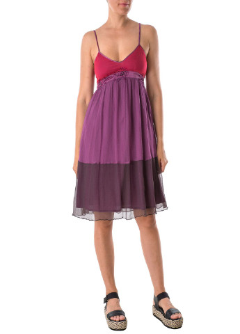 Бордовое кэжуал платье Miss Miss однотонное