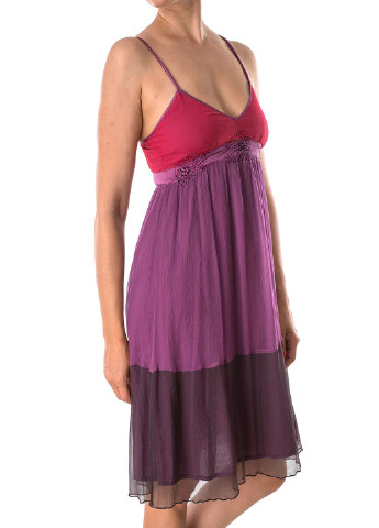 Бордовое кэжуал платье Miss Miss однотонное