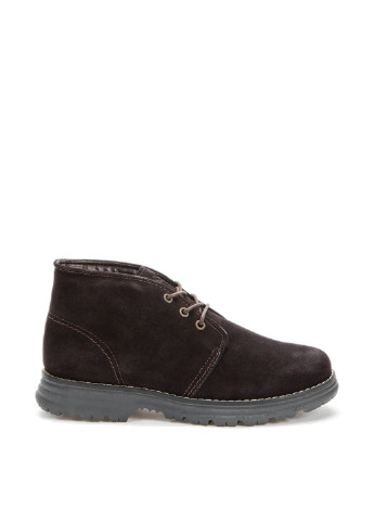 Темно-коричневые зимние ботинки Crosby