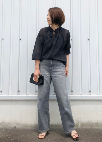 Чёрная блуза Uniqlo