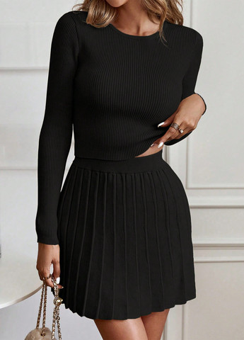 Чорний демісезонний комплект (лонгслів, спідниця) SHEIN