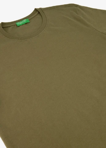 Оливковая футболка United Colors of Benetton